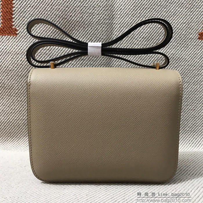 HERMES愛馬仕 H空姐包 進口原廠EP皮 頂級蜜蠟製作 街拍必備單品 風衣灰金銀 單肩斜挎包  Ama1544